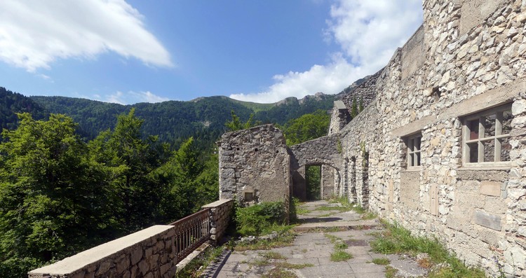 Ruines de l'ermitage