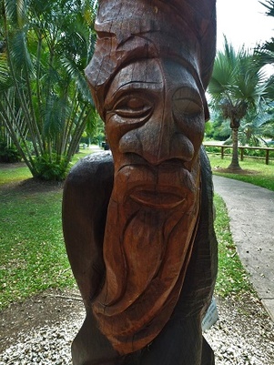 Sculpture du parc de La Foa