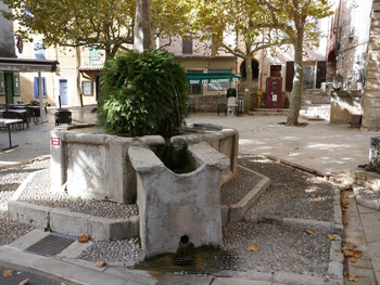 Et une fontaine