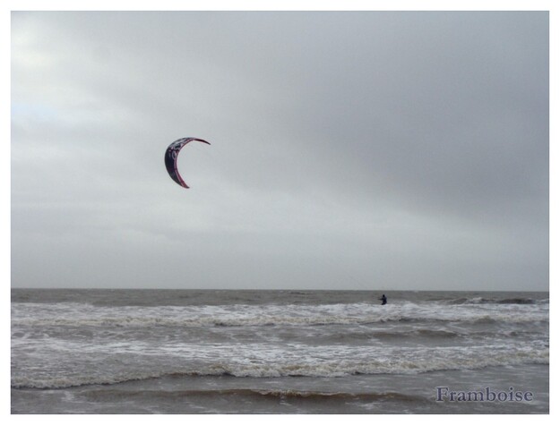 Kyte surf plage de L'ermitage St Brévin 