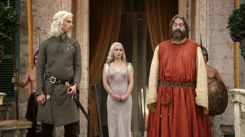 L'évolution du look de Daenerys (saison 1)