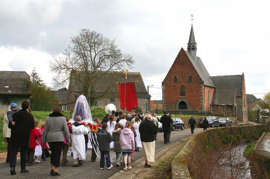 File:Estinnes-au-Mont Pro1 JPG.jpg