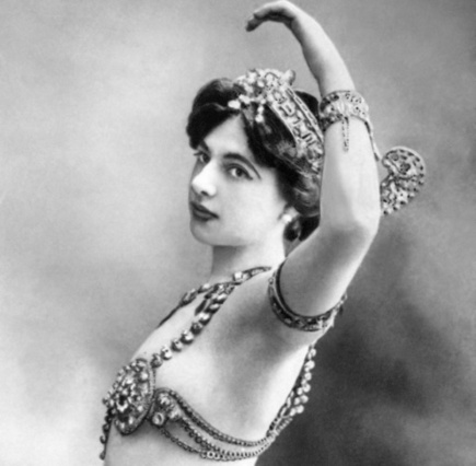Qui était Mata Hari, danseuse de la Belle-Époque et espionne ?