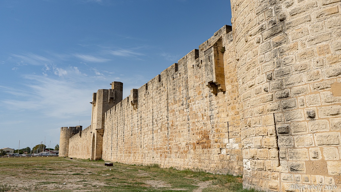 Aigues dedans et dehors.