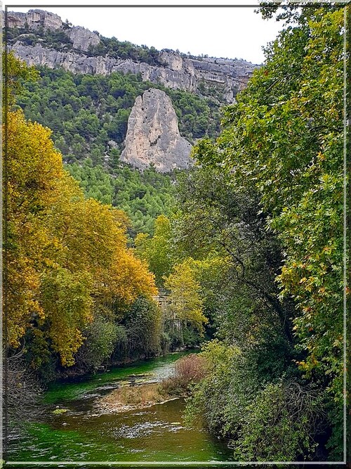 1026 - Fontaine de Vaucluse (84)