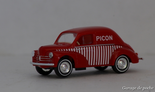Renault 4cv Picon