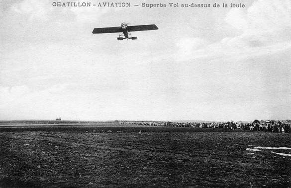 Jean Millot, Président d' "Images en Châtillonnais"  a présenté la fête de l'aviation qui  eut lieu à Châtillon sur Seine en 1913