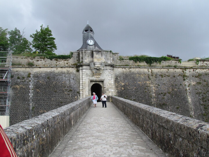 LA CITADELLE DE BLAYE . GIRONDE . 33390 . Première partie .