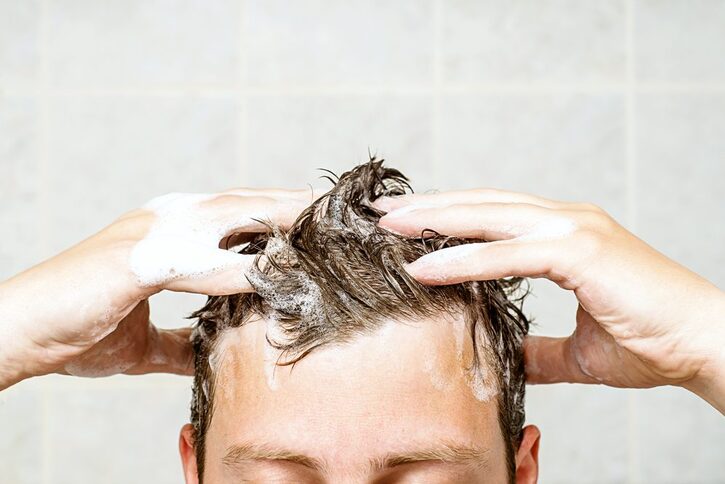Certains shampoings sont très efficaces contre le vieillissement et la perte de cheveux.