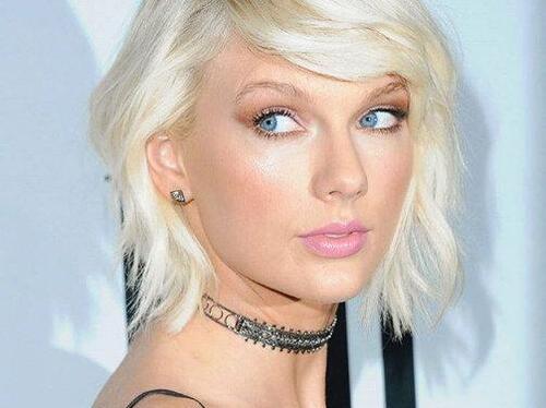 Selon des néonazis, Taylor Swift est une "déesse aryenne pure"