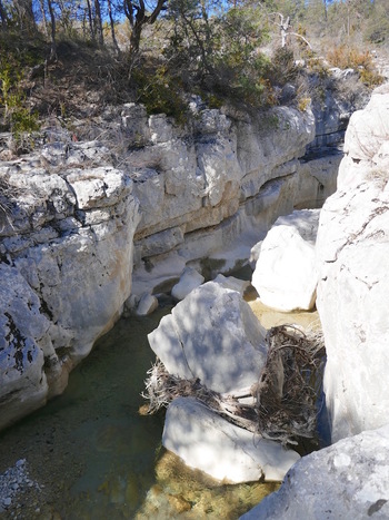 La partie amont de la gorge