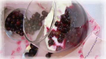 FROMAGE BLANC, MARMELADE CASSIS