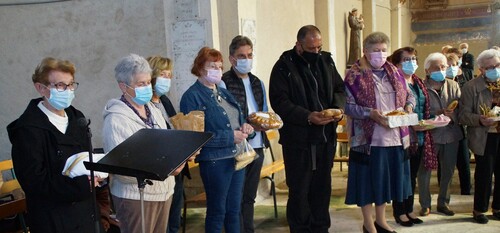 Bénédiction des pains à Chambérat