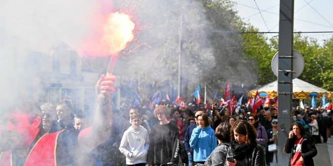 Plus de 1 500 personnes ont défilé rues Jean-Jaurès et Siam, ce dimanche 1er mai, à Brest.