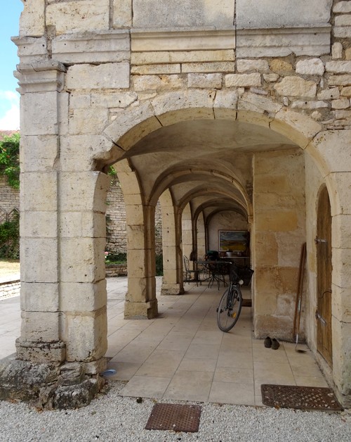 Visite de Baigneux-les-Juifs avec les Amis du Canton d'Aignay-le-Duc