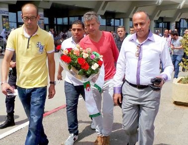 Gourcuff arrive à Alger