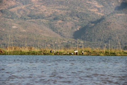 En bateau sur le lac Inle