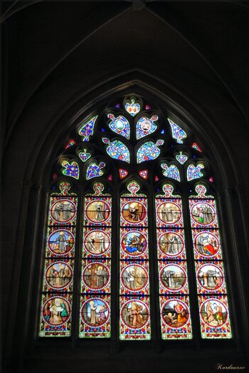 Séries de vitraux de la cathédrale Saint-Corentin