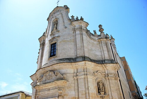 Autres vues de la partie haute de Matera (Italie)