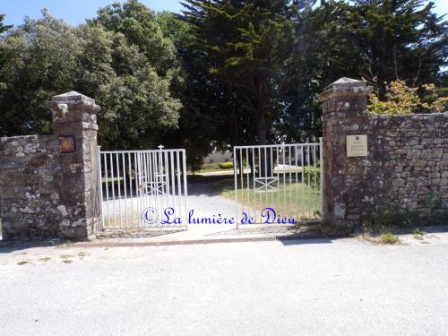 Plouharnel, l'abbaye Sainte Anne de Kergonan
