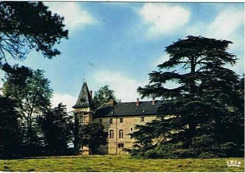 Le Château de LEZIGNAC