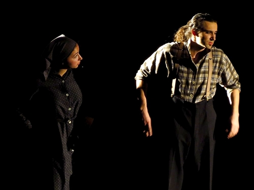 "Peer Gynt", le drame poétique et philosophique d'Henrik Ibsen, interprété par les élèves de l'atelier-théâtre du lycée Désiré Nisard
