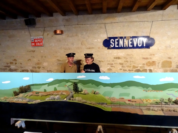 Une très belle exposition sur les 150 ans de la voie ferrée de Ravières à Châtillon sur Seine, à eu lieu Jully, dans l'Yonne