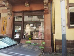 Dans mon quartier:présentation d'un site de photos et parcours architecturaux,  rue d'Andlau, square Saint-Jean et 