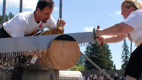 Bûcheronnage sportif, Lumberjack dans le Wisconsin, aux États-Unis.jpg