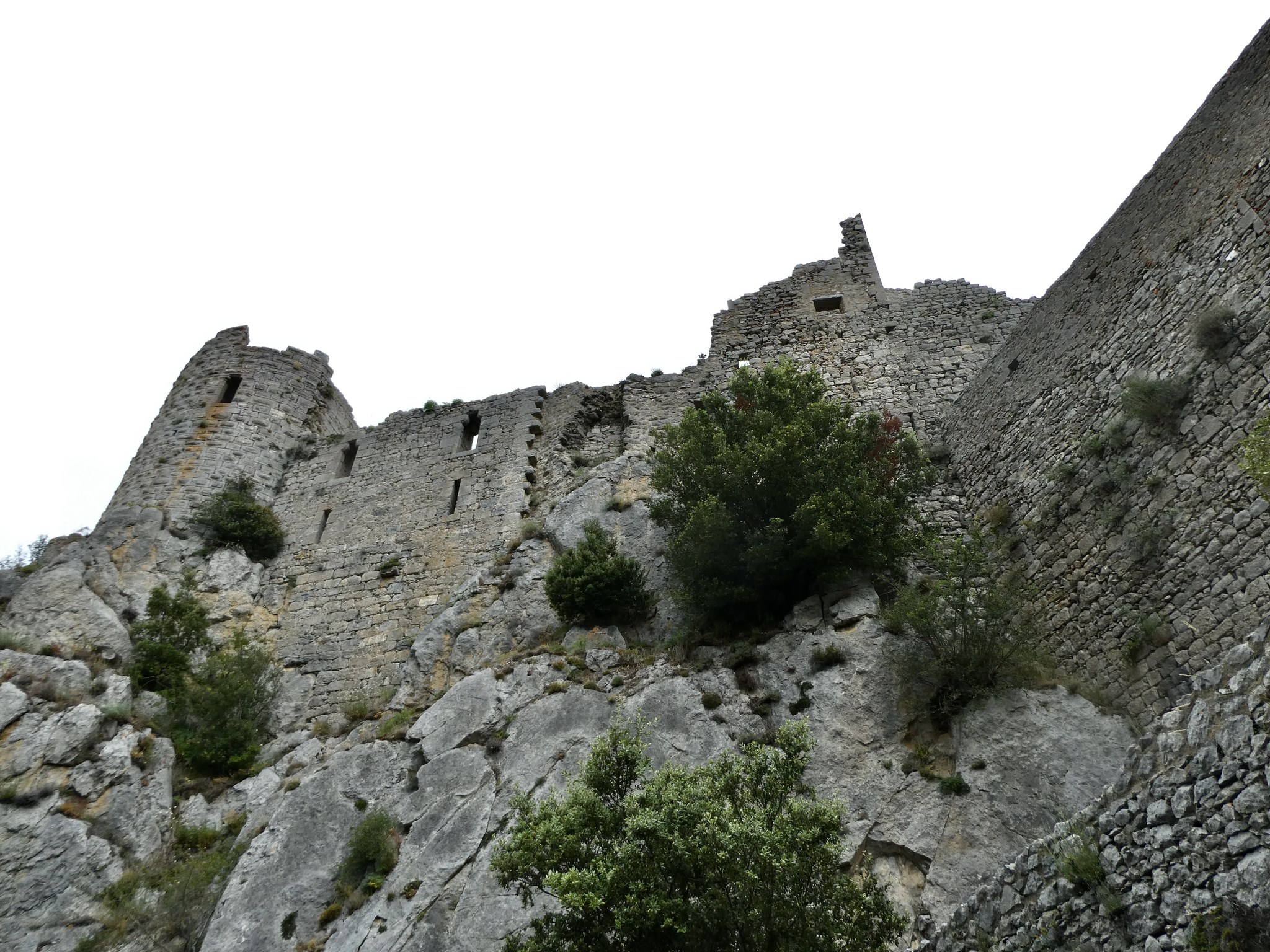 Peut être une image de Château de Bran et Stari Most