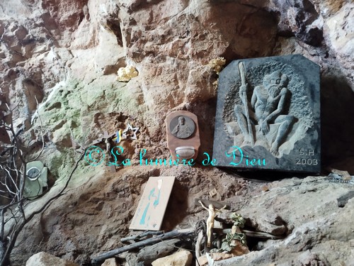 Saint Raphaël, la grotte saint Honorat (Sainte Baume)