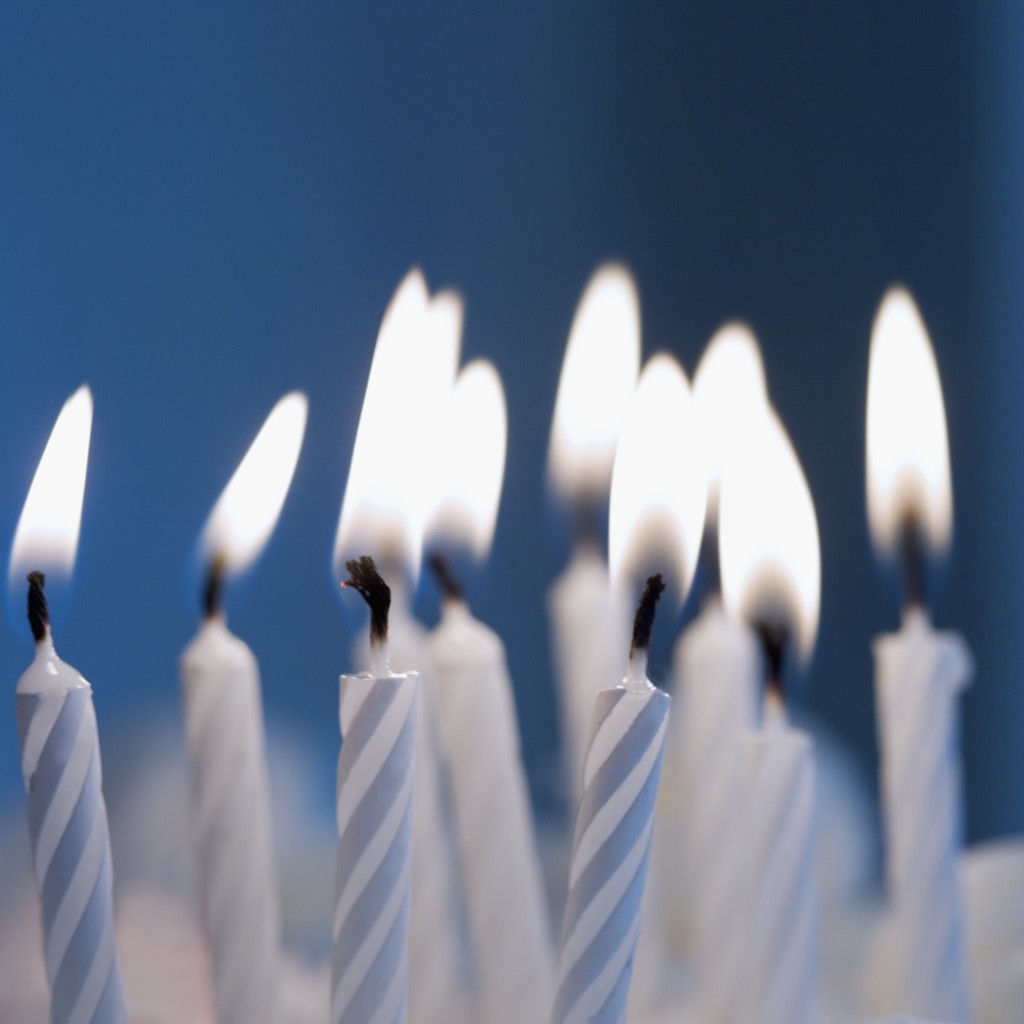 Voici un rituel qui permet de retrouver la signification des bougies  d'anniversaire. - Christiane Kolly
