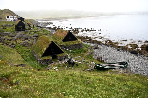 De Suðavík à Suðavík via Vigur