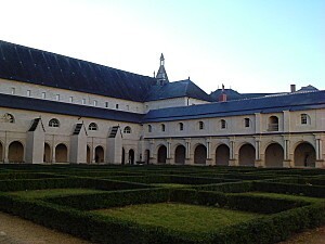 Abbaye Fontevrault cloître