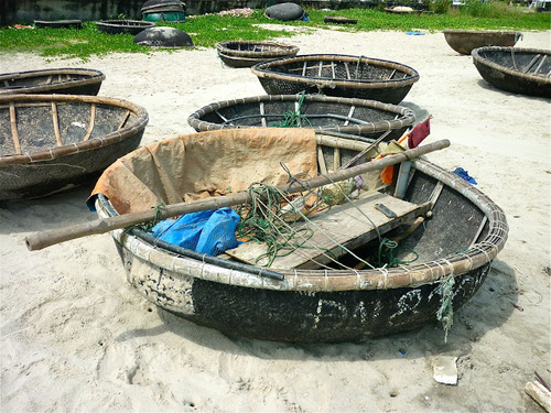 de drôles de barques de pêche