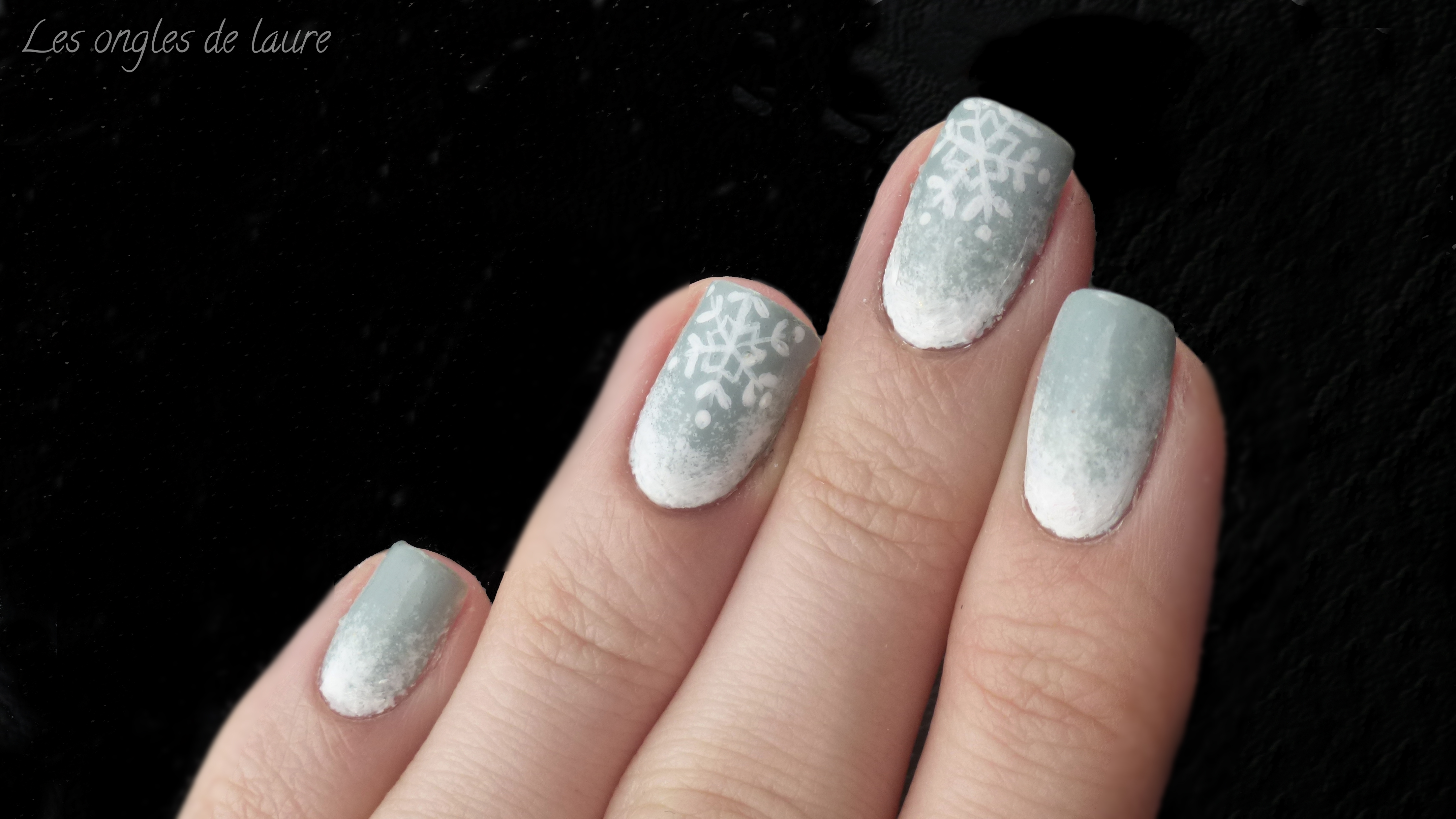 Flocon De Neige Ongle Facile NAFC Nail Art flocons de neige faciles à faire - Les ongles de Laure - Blog  Nail Art