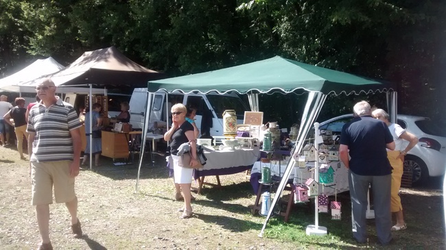 Fête de Bulhon et essai de porcelaine froide tout-cellulose