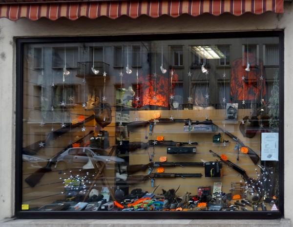 Les commerçants châtillonnais ont réalisé de belles vitrines pour les fêtes de fin d'année 2015