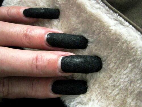 Swatch : Claire's - Plush nails - noir
