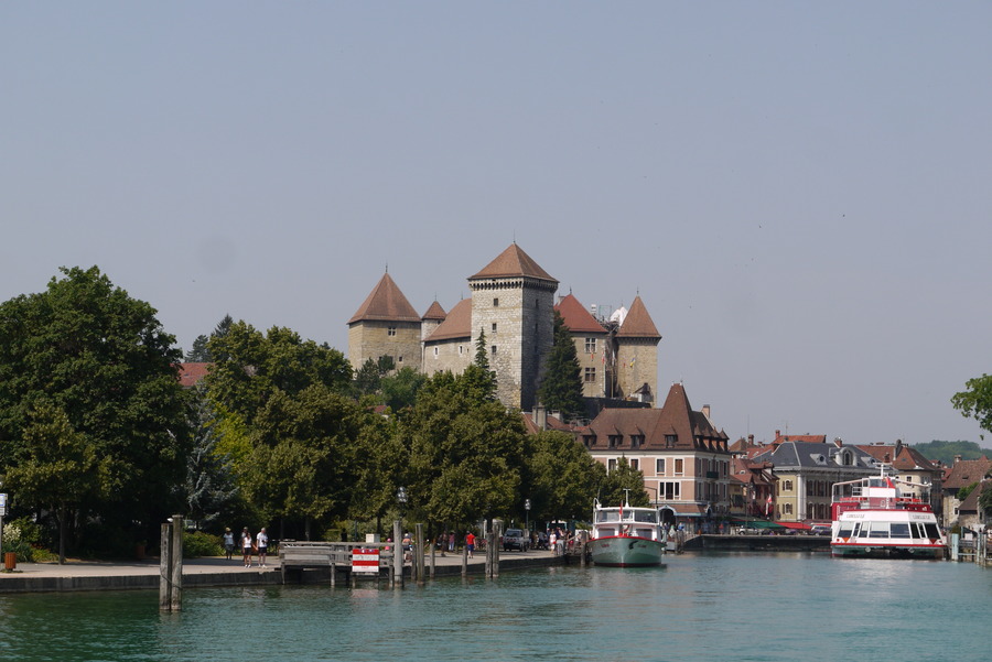 BALLADE  SUR  LE  LAC