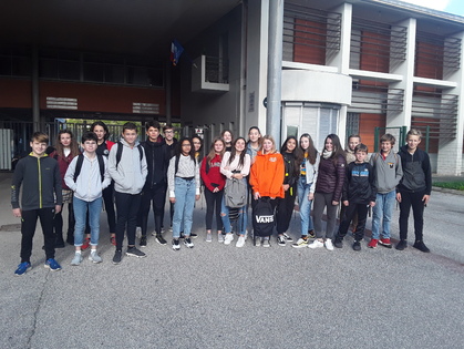 The 4eme Euros 2019/20 present their school