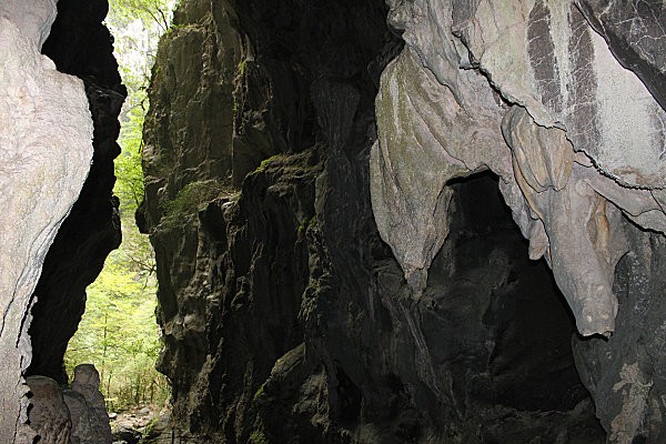 gorges de Kakouetta -47- la grotte