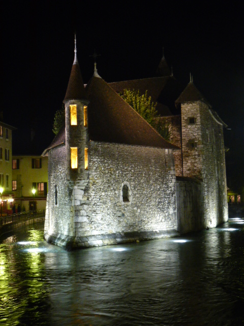       ANNECY,  LA VENISE DES ALPES