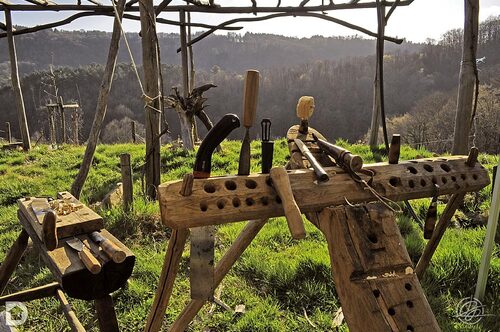 ateliers de taille de bois vert