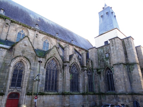 Rennes: autour de l'Hôtel de ville et de l'église Zaint Zermain (photos)