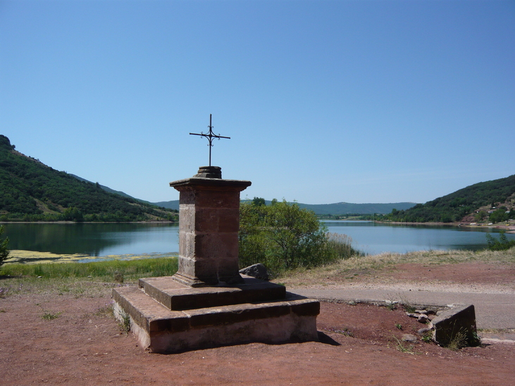 Celles - Lac du Salagou (34)