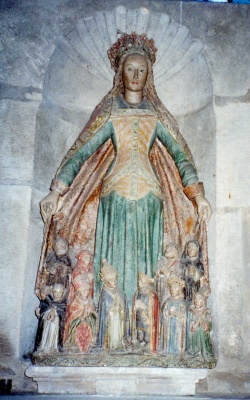 Vierge au manteau de Fontaine-en-Duesmois