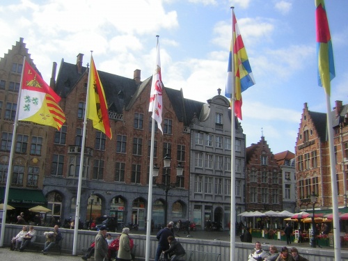 BRUGES, LA VENISE DU NORD