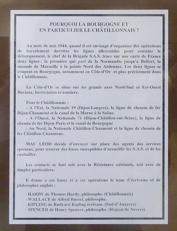 "Opération Wallace", une très belle exposition a été proposée par les Amis du Châtillonnais et le Souvenir de la Résistance à Essarois