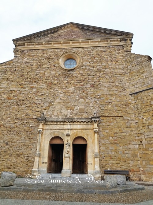 Roquebrune-sur-Argens, l'église Saint Pierre - Saint Paul